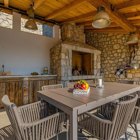 72 By Interhome Villa *